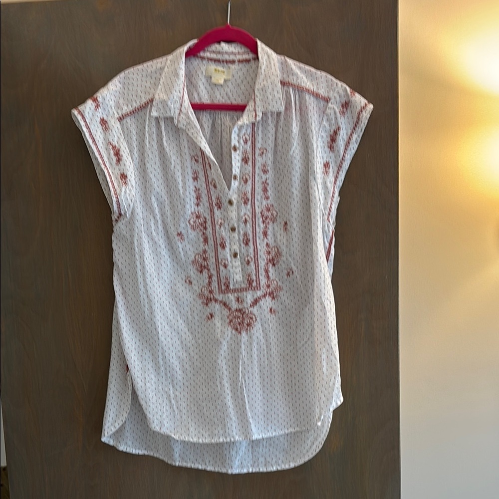 Anthropologie Maeve Cream embroidered Cap Sleeve Blouse
